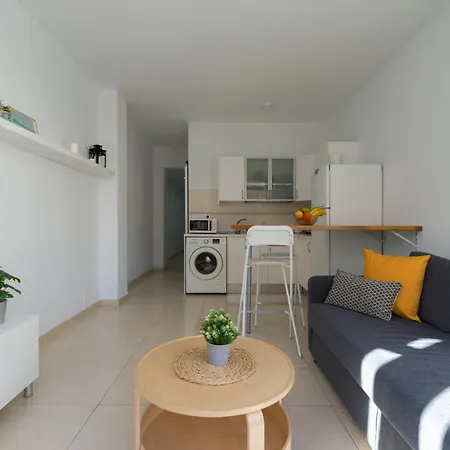 Apartment Cozy Nearby Flat Canteras